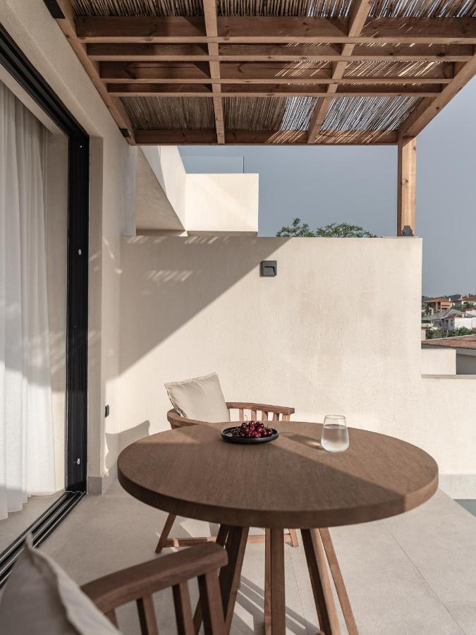 Aparthotel Seven Rocks à Paliouri Extérieur photo